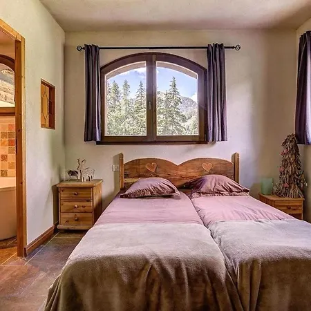 Chalet Alpine Ferienhaus *
