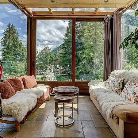 Chalet Alpine Ferienhaus